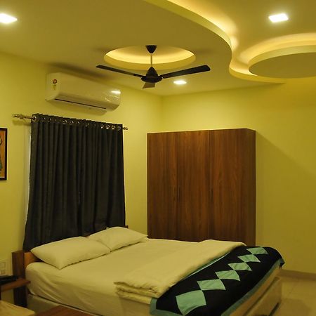 Hotel Pasupala Grand Anantapur Exterior foto